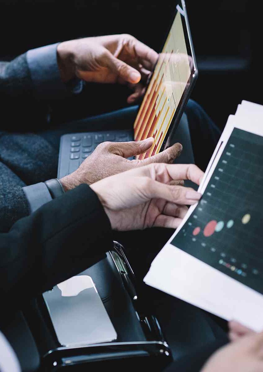 service_07 https://nifty.innavera.com/wp-content/uploads/sites/2/2020/08/service_07-850x1200.jpg